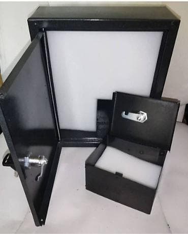 Sef + PLUS mali sef Komplet 2 sefa Svaki sef ima sopstvenu bravu i na lalafo.rs — 1 Sef + PLUS mali sef Komplet 2 sefa Svaki sef ima sopstvenu bravu i — 1