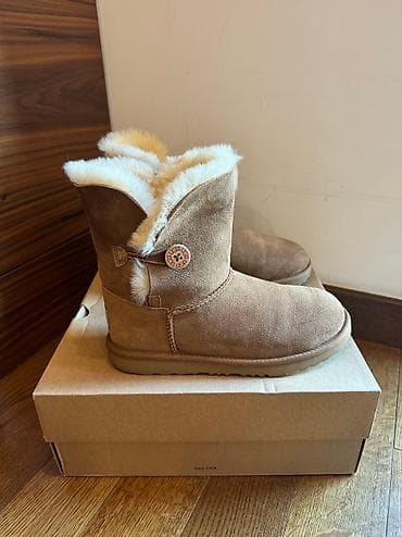 Ugg obuća 37, bоја - Braon na lalafo.rs — 3 Ugg obuća 37, bоја - Braon — 3