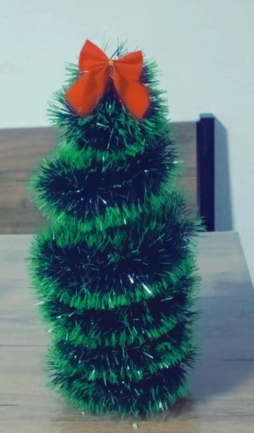 Jelka, bоја - Šareno, Novo na lalafo.rs Jelka, bоја - Šareno, Novo