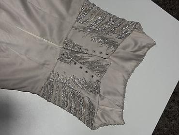 sako laneni: Elegantna večernja haljina u šampanj/bež nijansi. - Kroj: duga, uska at lalafo.rs — 5 sako laneni: Elegantna večernja haljina u šampanj/bež nijansi. - Kroj: duga, uska — 5