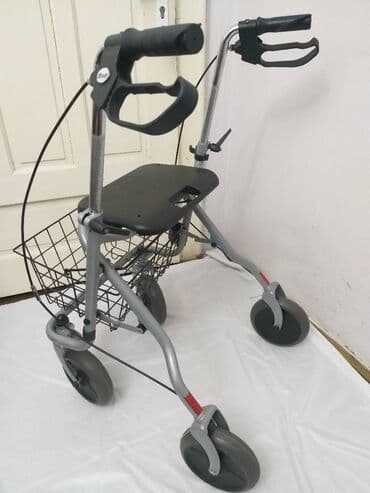 Hodalice, štake, štapovi za hodanje, kolica za hodanje: Nemacka hodalica-setalica, rolator sa 4 tocka, poznate marke DRIVE na lalafo.rs Hodalice, štake, štapovi za hodanje, kolica za hodanje: Nemacka hodalica-setalica, rolator sa 4 tocka, poznate marke DRIVE