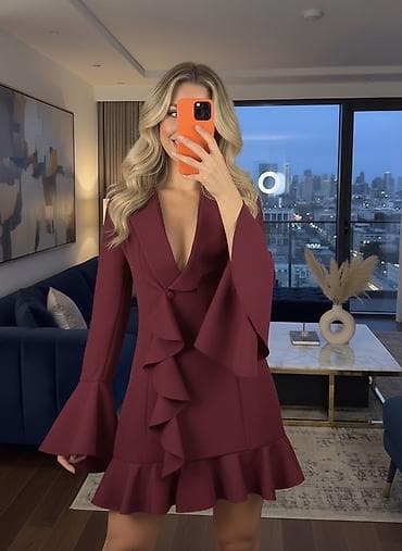 💫Ženska elegantna mini haljina sa volanima
✅2600 din na lalafo.rs 💫Ženska elegantna mini haljina sa volanima
✅2600 din