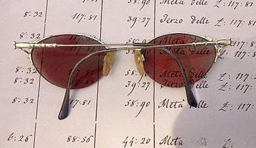 Vintage LUXOTTICA GOLD Retro dioptrijski ram za naočare. Made in na lalafo.rs — 4 Vintage LUXOTTICA GOLD Retro dioptrijski ram za naočare. Made in — 4