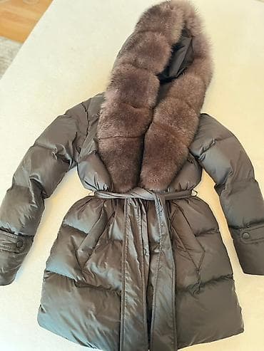 Ženska zimska jakna sa krznom - Model: puf jakna srednje dužine - na lalafo.rs Ženska zimska jakna sa krznom - Model: puf jakna srednje dužine -