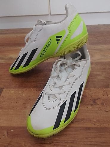 Patike Adidas Crazyfast, namenjene za fudbal u zatvorenom prostoru na lalafo.rs Patike Adidas Crazyfast, namenjene za fudbal u zatvorenom prostoru