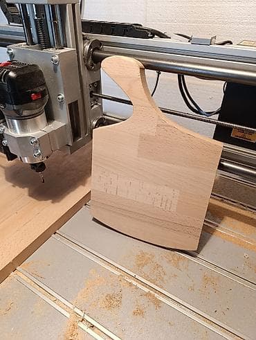 cepaci za drva: 2u1 slavska daska za žito i daska za sečenje - Materijal: pun drvni na lalafo.rs — 10 cepaci za drva: 2u1 slavska daska za žito i daska za sečenje - Materijal: pun drvni — 10