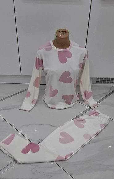 Personal Items: Dve plišane pidzame (dezen po nasem izboru - veličinu vi birate) L XL at lalafo.rs — 3 Personal Items: Dve plišane pidzame (dezen po nasem izboru - veličinu vi birate) L XL — 3