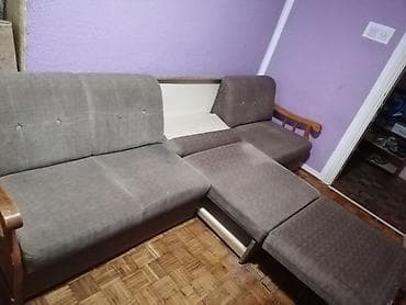 Trodelna rasklopiva garnitura/ležaj sa drvenim naslonima - Model na lalafo.rs — 1 Trodelna rasklopiva garnitura/ležaj sa drvenim naslonima - Model — 1