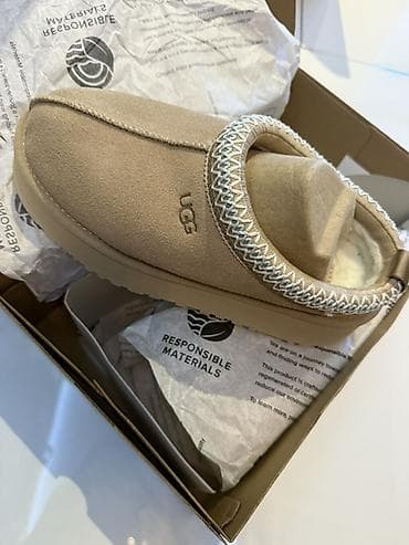 Ugg obuća 38, bоја - Bež na lalafo.rs — 2 Ugg obuća 38, bоја - Bež — 2