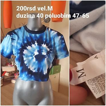 Kratka majica (crop top) sa tie-dye šarom u nijansama plave. - na lalafo.rs Kratka majica (crop top) sa tie-dye šarom u nijansama plave. -