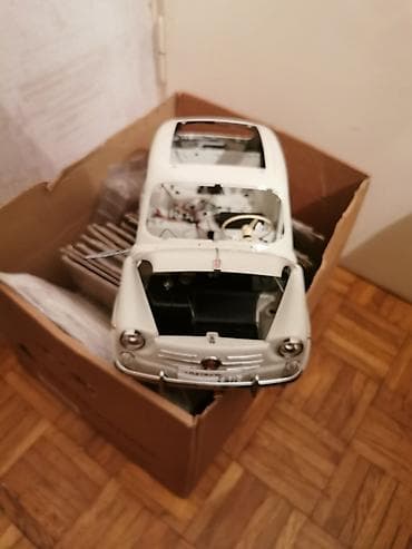 Maketa automobila Zastava 750 – veliki detaljni model - Velika maketa at lalafo.rs — 2 Maketa automobila Zastava 750 – veliki detaljni model - Velika maketa — 2