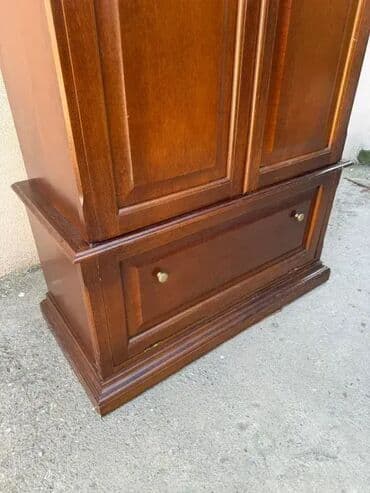 Antique Dressers: Stilska komoda / bar za piće - ODLIČNO OČUVANO - MOGUĆ PREVOZ U at lalafo.rs — 7 Antique Dressers: Stilska komoda / bar za piće - ODLIČNO OČUVANO - MOGUĆ PREVOZ U — 7