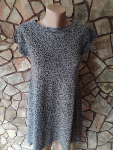 M, bоја - Siva, Kratkih rukava na lalafo.rs M, bоја - Siva, Kratkih rukava