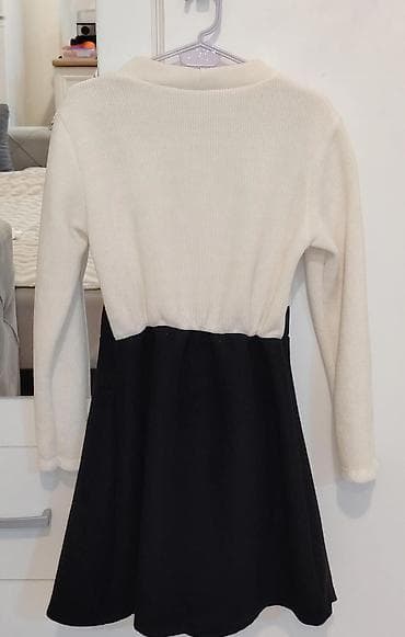 Dečija haljina vel. 8 .Dvobojna (gornji deo krem, donji deo crn), sa na lalafo.rs — 2 Dečija haljina vel. 8 .Dvobojna (gornji deo krem, donji deo crn), sa — 2