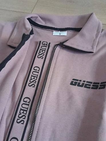 Guess trenerka
velicina s,m,l na lalafo.rs — 2 Guess trenerka
velicina s,m,l — 2