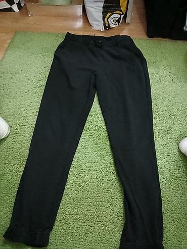 Trenerka Champion, bоја - Zelena na lalafo.rs — 10 Trenerka Champion, bоја - Zelena — 10