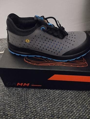 Safety work shoes: Radne cipele GAMMA – niske, prozračene, siva/ crna sa plavim detaljima at lalafo.rs — 1 Safety work shoes: Radne cipele GAMMA – niske, prozračene, siva/ crna sa plavim detaljima — 1