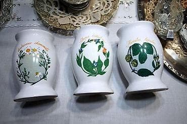 Antiques: Tri stare keramičke apotekarske posude. Tri stare keramičke at lalafo.rs — 2 Antiques: Tri stare keramičke apotekarske posude. Tri stare keramičke — 2