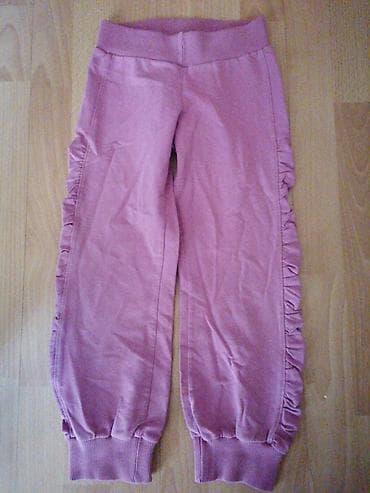 Donji deo trenerke za devojčice u ljubičastoj boji, veličine 6 na lalafo.rs — 1 Donji deo trenerke za devojčice u ljubičastoj boji, veličine 6 — 1