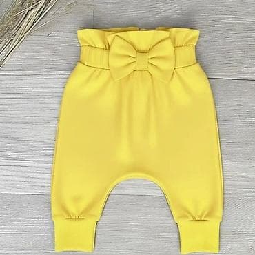 Kids' costumes: Veličine: 50–92
Cena: 1.800 din at lalafo.rs — 2 Kids' costumes: Veličine: 50–92
Cena: 1.800 din — 2