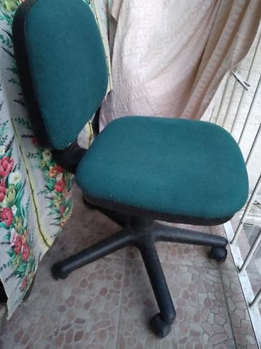 Table bases: Kancelarijska stolica zelena ispravno podizanje, visina sedista at lalafo.rs — 4 Table bases: Kancelarijska stolica zelena ispravno podizanje, visina sedista — 4