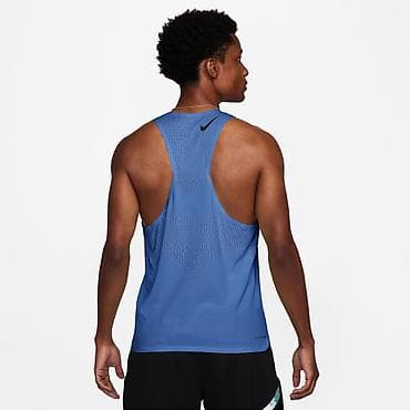 T-shirts: NIKE AeroSwift Men's Dri-FIT ADV Running Vest vel. M NOVO
FN at lalafo.rs — 3 T-shirts: NIKE AeroSwift Men's Dri-FIT ADV Running Vest vel. M NOVO
FN — 3