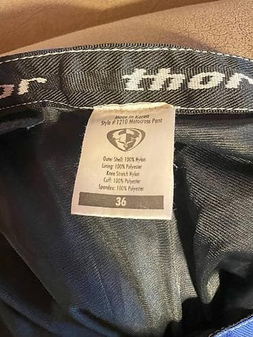 Pantalone su bukvalno nove,bez tragova nosenja na lalafo.rs — 4 Pantalone su bukvalno nove,bez tragova nosenja — 4