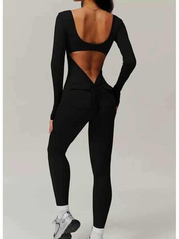 💫Ženski jednodelni kombinezon sa dugim rukavima i otvorenim leđima na lalafo.rs 💫Ženski jednodelni kombinezon sa dugim rukavima i otvorenim leđima