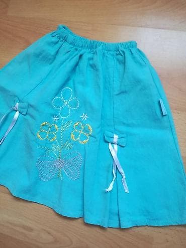 Skirts: Suknja tirkiznoplave boje sa dve mašnice vel 2, obim struka bez at lalafo.rs — 1 Skirts: Suknja tirkiznoplave boje sa dve mašnice vel 2, obim struka bez — 1