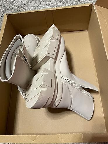 Bershka cizme u originalnoj kutiji full upakovane.Placene na lalafo.rs — 5 Bershka cizme u originalnoj kutiji full upakovane.Placene — 5