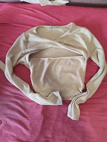 Bež ženska majica/džemper sa dugim rukavima i preklop dizajnom na na lalafo.rs Bež ženska majica/džemper sa dugim rukavima i preklop dizajnom na