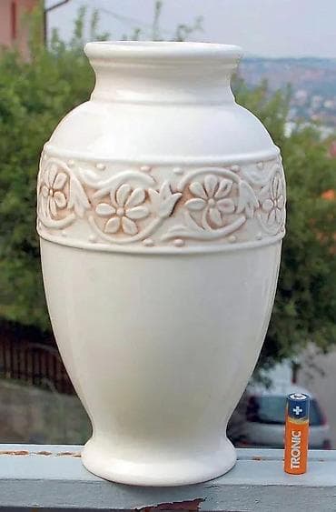 Velika Vintage Vaza Gilde W. Germany 27 cm!. Made in West Germany na lalafo.rs Velika Vintage Vaza Gilde W. Germany 27 cm!. Made in West Germany