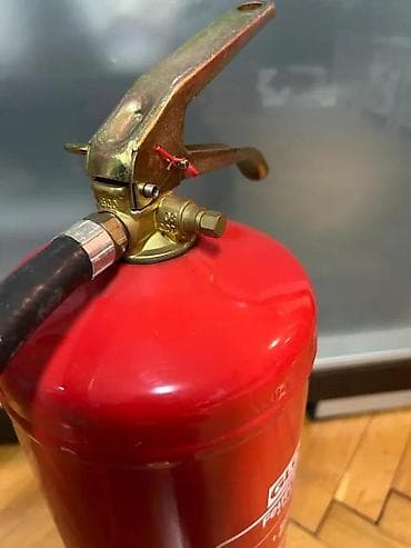 gas maska: GLORIA protivpožarni aparat – model PD 6 GA, tip: stalno pod pritiskom at lalafo.rs — 4 gas maska: GLORIA protivpožarni aparat – model PD 6 GA, tip: stalno pod pritiskom — 4