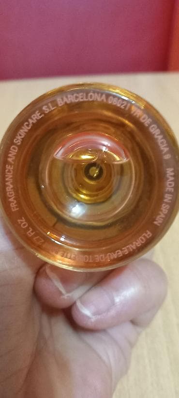 zenske original guess: PRADA Candy Florale – toaletna voda za žene, 2.7 fl oz (80 ml) - na lalafo.rs — 3 zenske original guess: PRADA Candy Florale – toaletna voda za žene, 2.7 fl oz (80 ml) - — 3