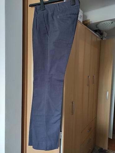 pantalone butiku ali: Ramax pantalone boje sljive, nosene 2 puta, vel. 38 na lalafo.rs — 2 pantalone butiku ali: Ramax pantalone boje sljive, nosene 2 puta, vel. 38 — 2