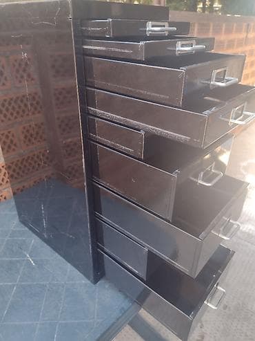 Hand Tools: Metalni fiokar/ormarić sa 9 fioka - Metalni fiokar/ormarić donešen at lalafo.rs — 5 Hand Tools: Metalni fiokar/ormarić sa 9 fioka - Metalni fiokar/ormarić donešen — 5