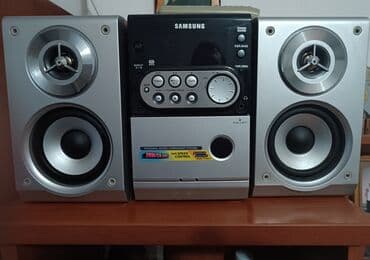 Samsung micro muzički sistem – model iz serije “Personal Micro na lalafo.rs Samsung micro muzički sistem – model iz serije “Personal Micro