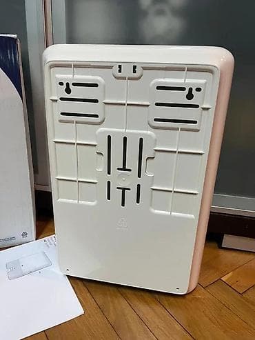 cepaci za drva: Tork Elevation Dispenser za papirne peškire – H2 sistem (Interfold) - na lalafo.rs — 6 cepaci za drva: Tork Elevation Dispenser za papirne peškire – H2 sistem (Interfold) - — 6