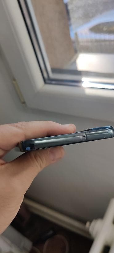 Samsung S22 Plus 8/256gb Crni Dual Sim free U Paketu dolazi: -Punjac na lalafo.rs — 4 Samsung S22 Plus 8/256gb Crni Dual Sim free U Paketu dolazi: -Punjac — 4