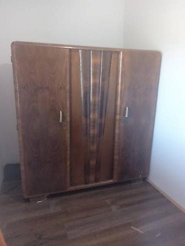 cepaci za drva: Izuzetno ocuvan ormar, dimenzije inbox, imamo i slike iznutra, made in na lalafo.rs — 6 cepaci za drva: Izuzetno ocuvan ormar, dimenzije inbox, imamo i slike iznutra, made in — 6