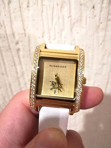 Novi zenski rucni sat poznate marke Burberry. U pitanju je kvarcni sat na lalafo.rs — 2 Novi zenski rucni sat poznate marke Burberry. U pitanju je kvarcni sat — 2