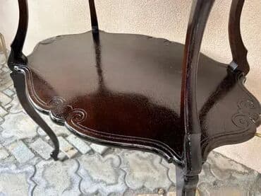 Antique Dressers: Stari stilski Francuski stočić / bar za piće - MOGUĆ PREVOZ U dobrom at lalafo.rs — 10 Antique Dressers: Stari stilski Francuski stočić / bar za piće - MOGUĆ PREVOZ U dobrom — 10