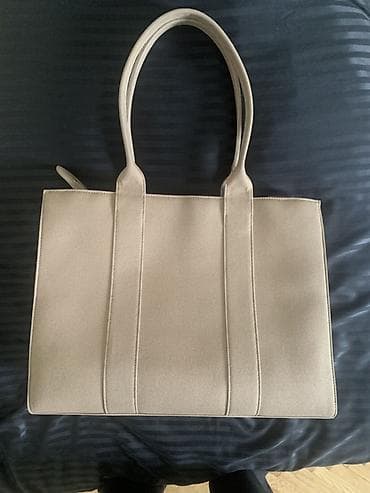 Karl Lagerfeld Paris tote torba – 21 Rue St‑Guillaume - Model na lalafo.rs — 3 Karl Lagerfeld Paris tote torba – 21 Rue St‑Guillaume - Model — 3