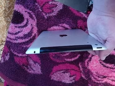 Na prodaju tablet IPad 3. Ispravan je, ali zaključan na iCloud, ko zna na lalafo.rs — 4 Na prodaju tablet IPad 3. Ispravan je, ali zaključan na iCloud, ko zna — 4