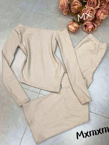 Komplet
Mekana trikotaža
Cena : 2.700 dinara na lalafo.rs Komplet
Mekana trikotaža
Cena : 2.700 dinara