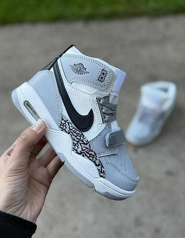 ✅Duboke nike patike
✅Brojevi31-36
✅Cena 2999din na lalafo.rs — 3 ✅Duboke nike patike
✅Brojevi31-36
✅Cena 2999din — 3