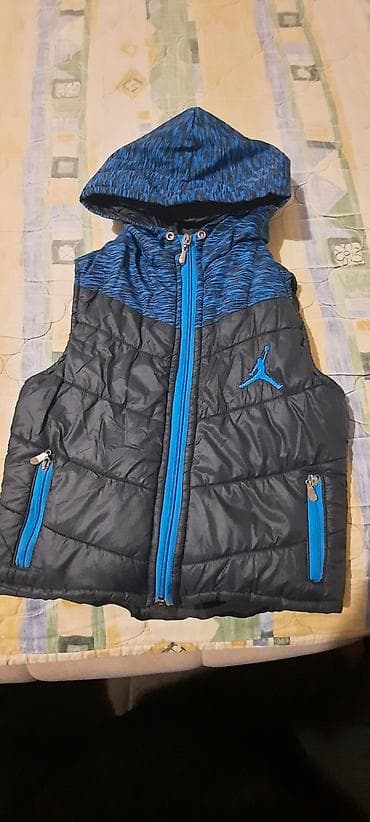 Prsluk za decu – The Athletic Dept. vel 2 - Model: prsluk bez rukava na lalafo.rs — 1 Prsluk za decu – The Athletic Dept. vel 2 - Model: prsluk bez rukava — 1