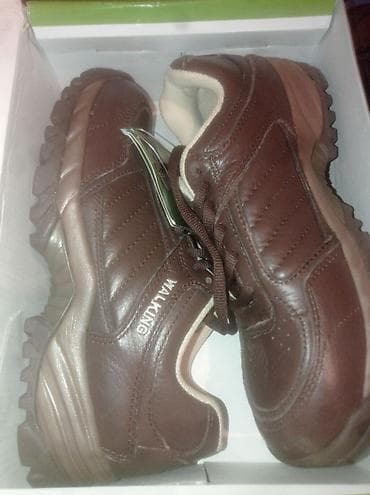 Ženske patike WALKING – kožne, udobne za duže šetnje, NOVE. - Model na lalafo.rs — 4 Ženske patike WALKING – kožne, udobne za duže šetnje, NOVE. - Model — 4