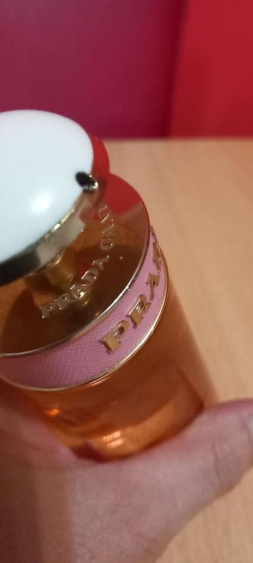 zenske original guess: PRADA Candy Florale – toaletna voda za žene, 2.7 fl oz (80 ml) - na lalafo.rs — 2 zenske original guess: PRADA Candy Florale – toaletna voda za žene, 2.7 fl oz (80 ml) - — 2