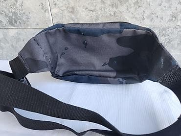 Torbica Adidas, original, kao nova,dva puta korisčena na lalafo.rs — 5 Torbica Adidas, original, kao nova,dva puta korisčena — 5